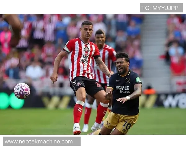 哈德斯菲尔德城遭遇连败，英超降级悬念加剧