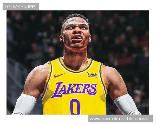 凯尔特人一哥詹姆斯·哈登加盟！球队豪华阵容再添一员强援