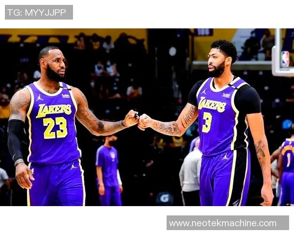 詹姆斯领衔湖人连胜，稳坐西部第一